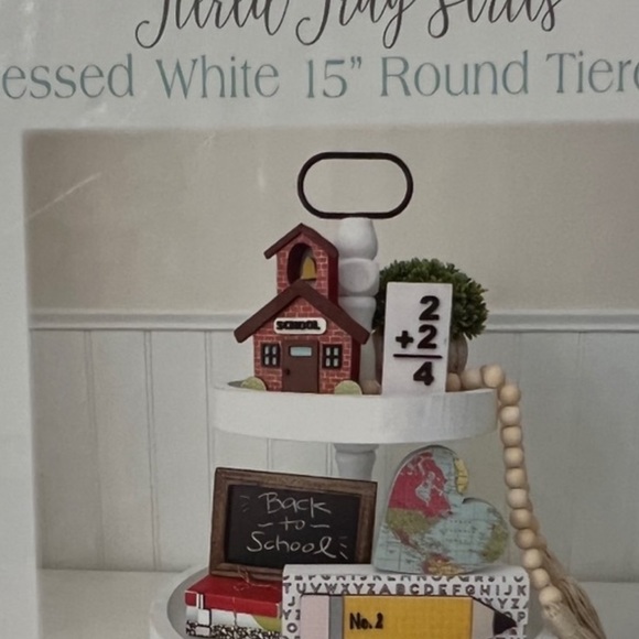 Hallmark Decor - Picture 14 of 14